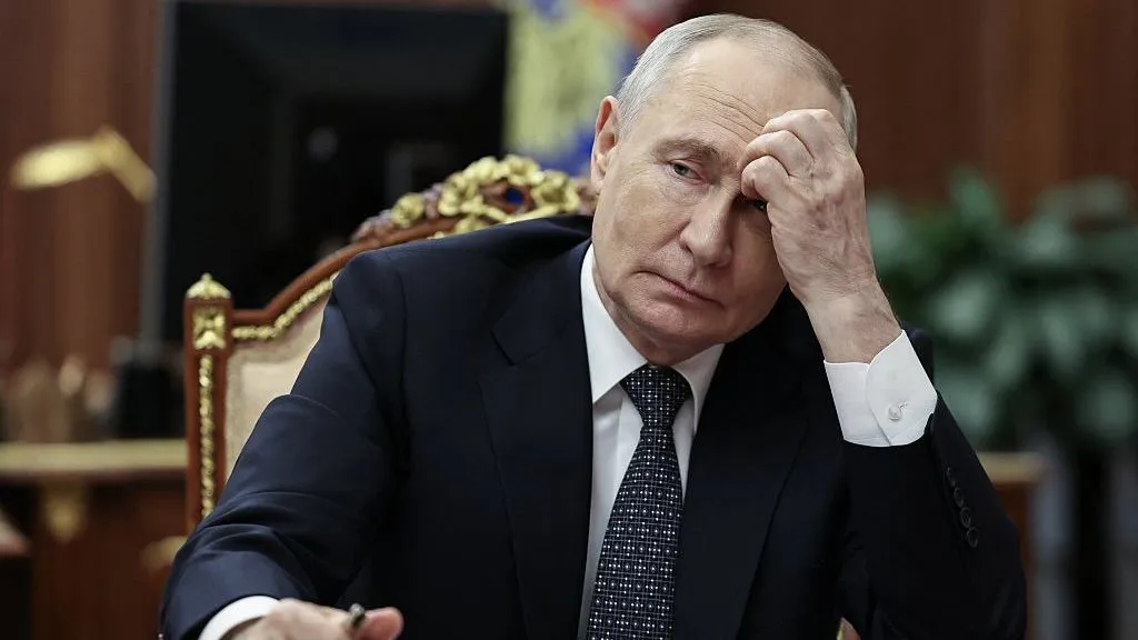 Putins online-afstemningsbilleder skaber debat: Bruger ulicenseret Windows 10 og Dell-computer