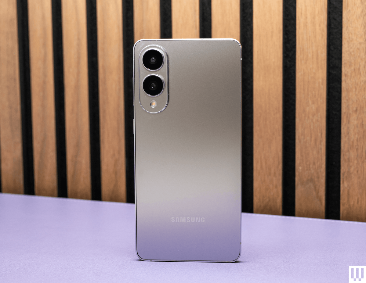 Samsung Galaxy S25 Edge i tynd profil
